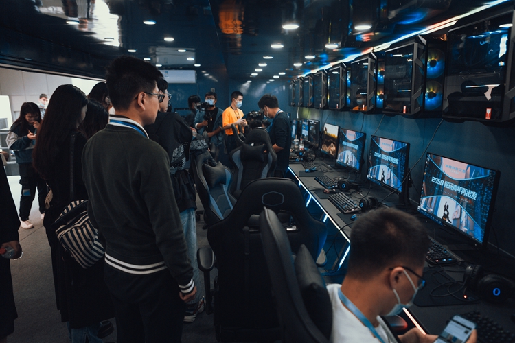 2050年青人的盛会：酷冷至尊让电竞选手挥洒青春-第7张图片-科技快讯