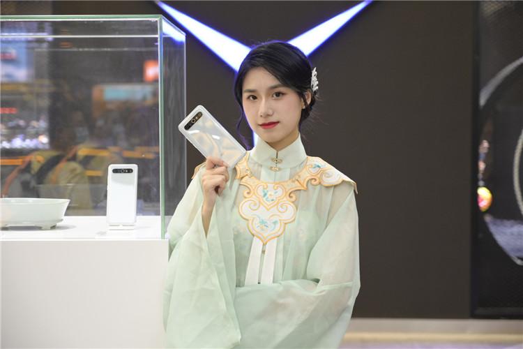 ChinaJoy 2020丨魅族联合晓芳窑，打造手机陶艺之美-第2张图片-科技快讯