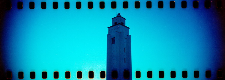 Lomography发布宽幅胶片相机 镜头可注水-第8张图片-科技快讯