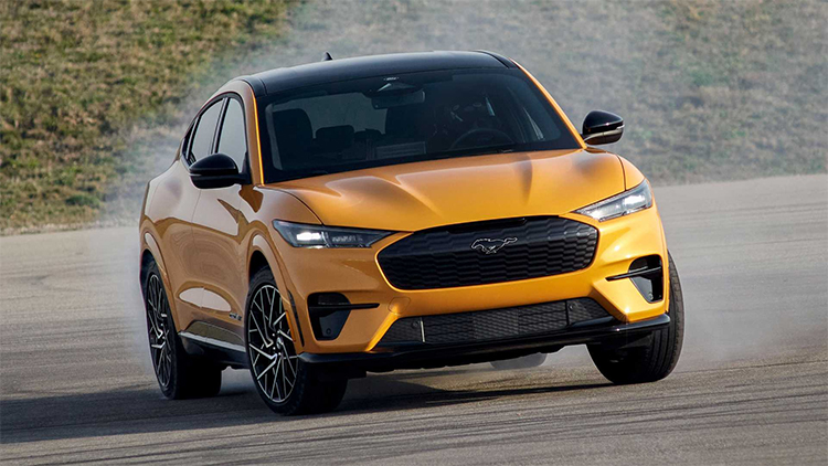 福特Mustang Mach-E GT版正式上市：更大续航492km 售价36.99万元-第6张图片-科技快讯