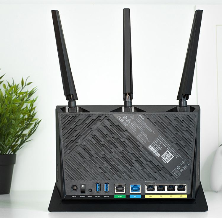好物推荐丨华硕 RT-AX86U电竞路由器 WiFi6加持 高速 *** 体验-第3张图片-科技快讯