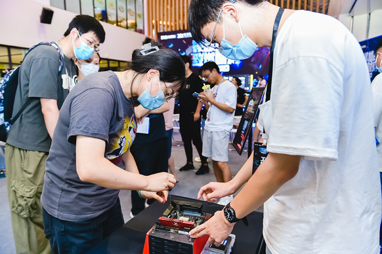 第二届致态装机大赛圆满落幕 十铨携手友商共建高性能PC平台-第3张图片-科技快讯