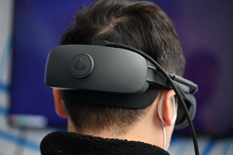 HTC VIVE XR精英套装首次亮相 中国内地预定客户优先于欧美发货-第3张图片-科技快讯