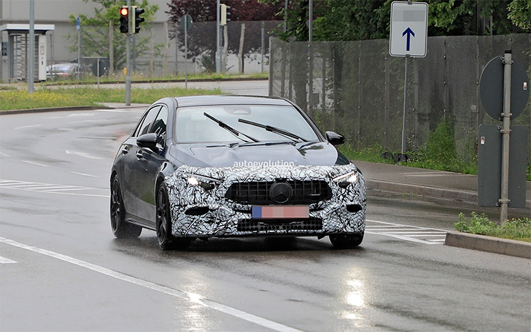 新款梅赛德斯AMG A 45谍照曝光：外观基本无变化 动力有所调整-第2张图片-科技快讯
