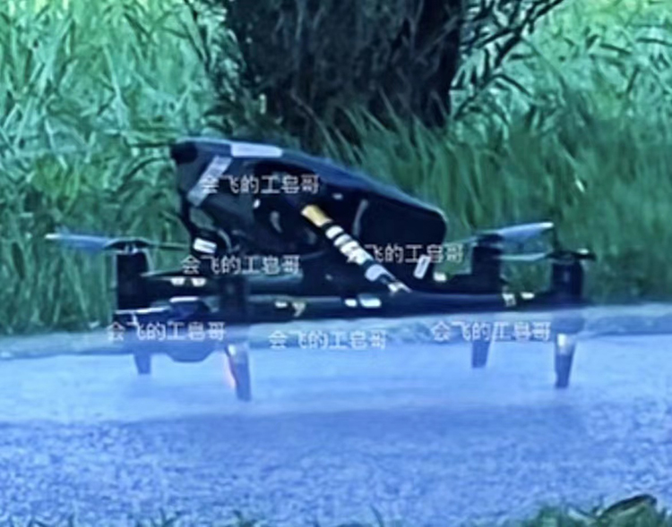 疑似大疆Inspire 3新谍照曝光：相机位置偏下，降落需注意-第2张图片-科技快讯