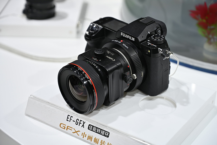 2021P&amp;E | APS-C与中画幅双线推进 富士另辟蹊径取得新突破-第7张图片-科技快讯