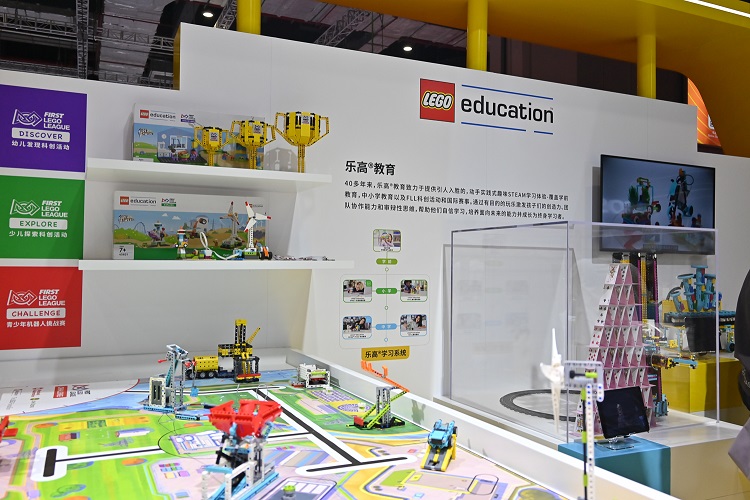 CIIE2022 | 乐高集团进博会发布5款中国风元素玩具，在玩乐中学习和发展-第9张图片-科技快讯