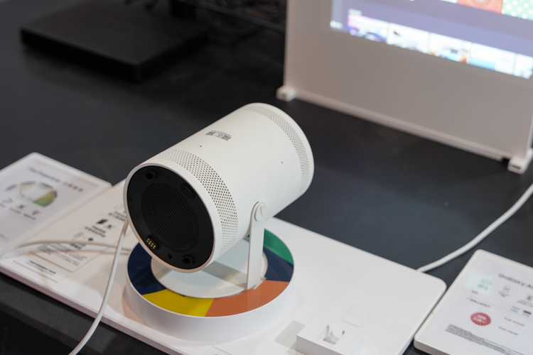 CICE2023 | 三星展示Neo QLED 8K电视：折叠屏手机惹人眼-第7张图片-科技快讯