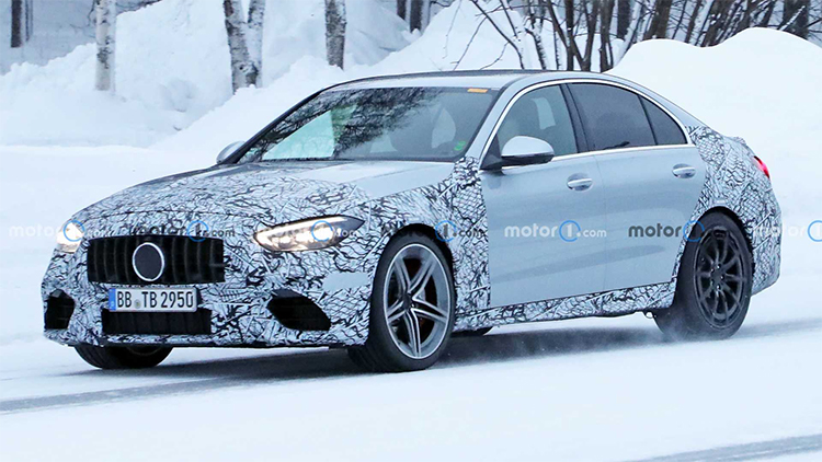 全新梅赛德斯-AMG C63测试谍照曝光：更大功率超480kW 预计下半年正式亮相-第1张图片-科技快讯