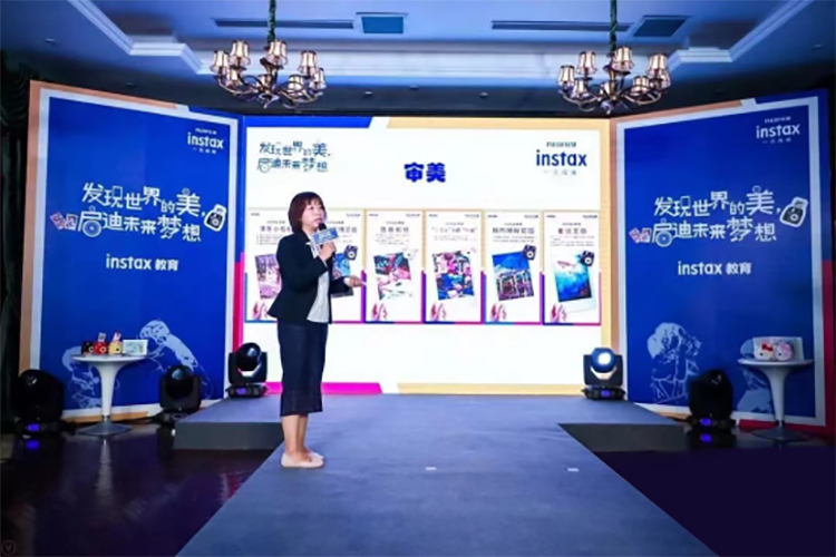 作为行业领袖，富士拍立得如何逐渐成为市场霸主-第7张图片-科技快讯