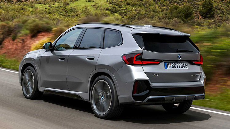 全新宝马X1正式发布 首次推出BMW iX1纯电动车型-第4张图片-科技快讯