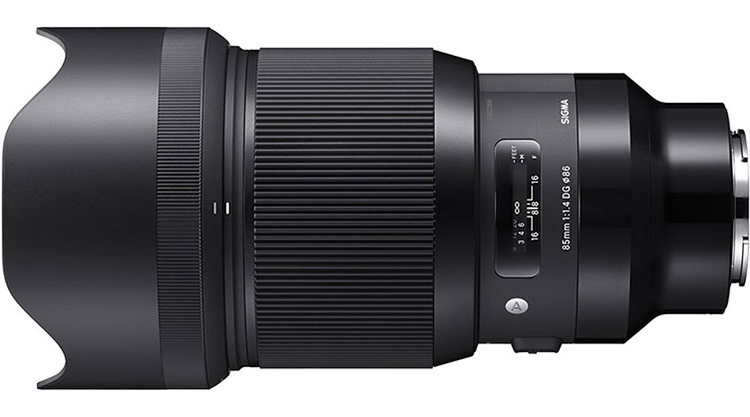 适马原生无反85mm F1.4镜头外观谍照曝光 8月6日正式发布-第2张图片-科技快讯