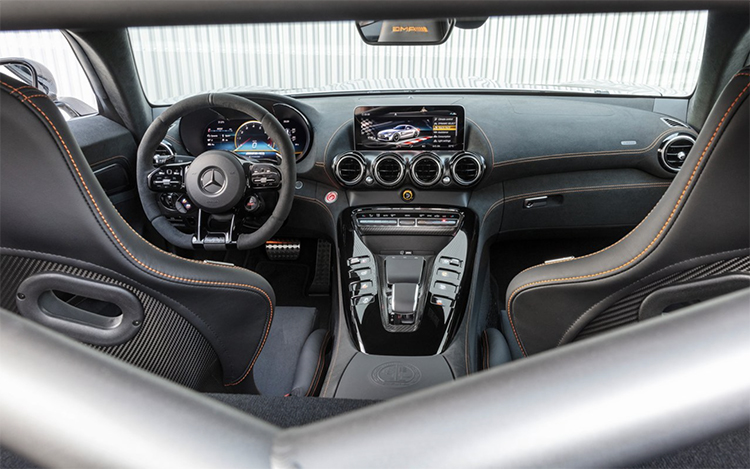 全新梅赛德斯-AMG GT Black Series正式上市 售价368.88万元-第4张图片-科技快讯