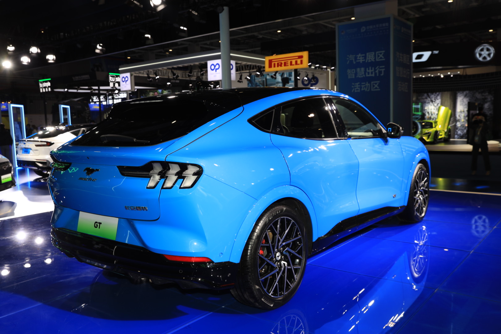 CIIE2021 | 电气化进行时，福特携EVOS、Mustang Mach-E等车型亮相进博会-第2张图片-科技快讯