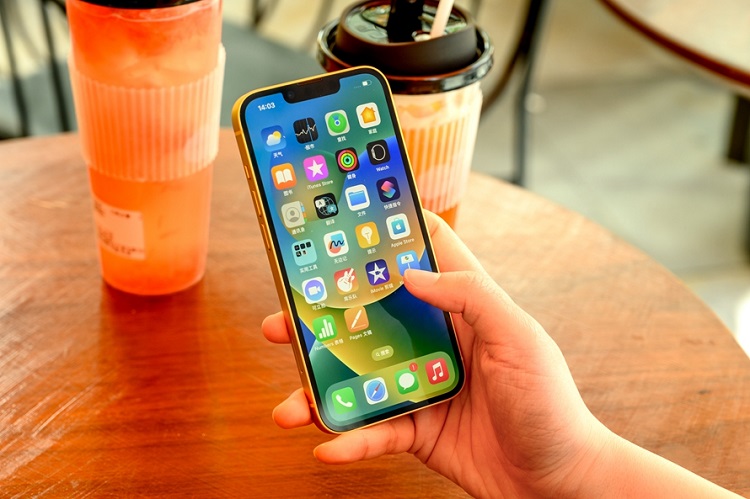 iOS 17或将支持第三方应用商店，安装应用不再仅限于App Store-第2张图片-科技快讯