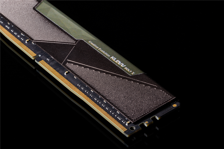 好物推荐：一键超频，专为游戏打造，科赋BOLT X DDR4内存条-第2张图片-科技快讯