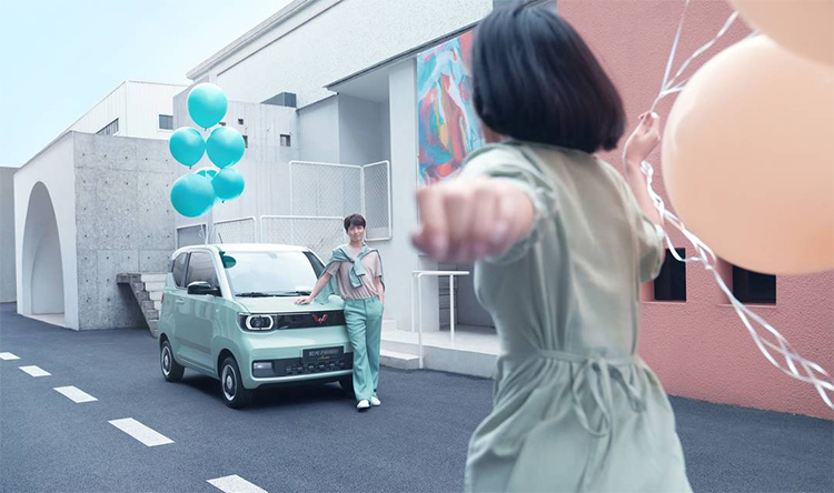 五菱宏光MINI EV马卡龙版正式上市 起售价3.76万元-第1张图片-科技快讯