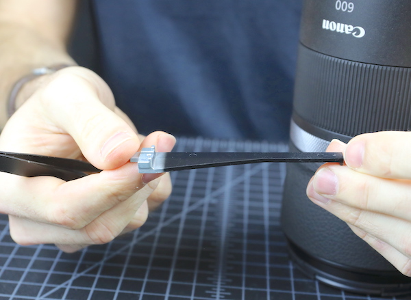 佳能RF600mm F11拆解：典型佳能光学风格 电子结构复杂-第4张图片-科技快讯