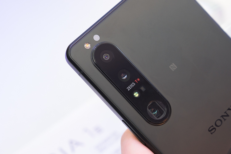 索尼旗舰手机Xperia 1 III发布：无挖孔、无刘海屏幕，售价8499元起步-第6张图片-科技快讯