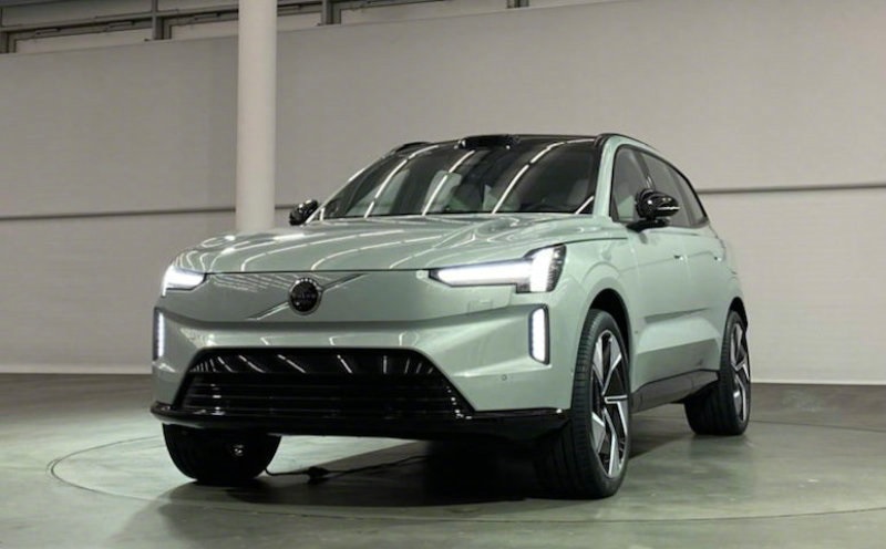 上海车展正式亮相  沃尔沃电动XC90实拍照曝光-第1张图片-科技快讯