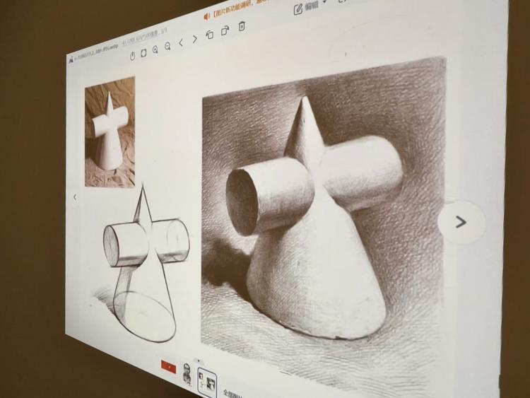 开个画室想选投影仪，这些功能才是重点-第3张图片-科技快讯