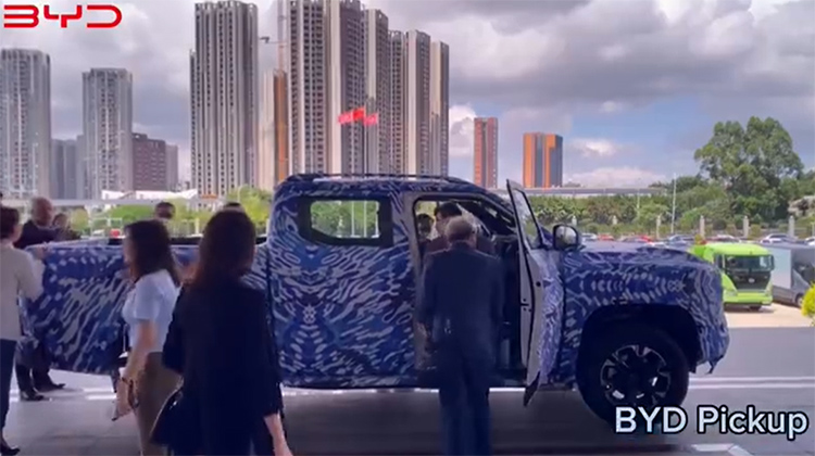比亚迪新款皮卡曝光 或为方程豹旗下新车-第4张图片-科技快讯