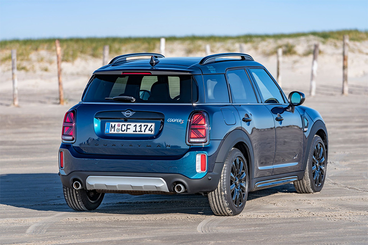 MINI COUNTRYMAN拉古纳蓝 *** 版正式上市 起售价29.18万元-第4张图片-科技快讯
