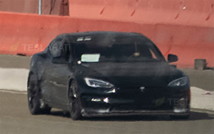 特斯拉新款Model S无伪装谍照曝光：外形有所变化 3月份开始交付-第1张图片-科技快讯