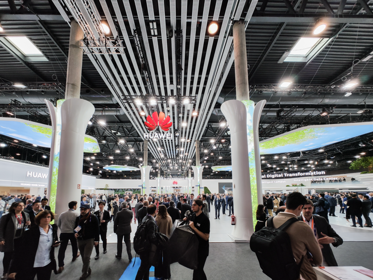 MWC2023 | 华为阐述绿色全光 *** ：未来将演进至5.5G-第1张图片-科技快讯