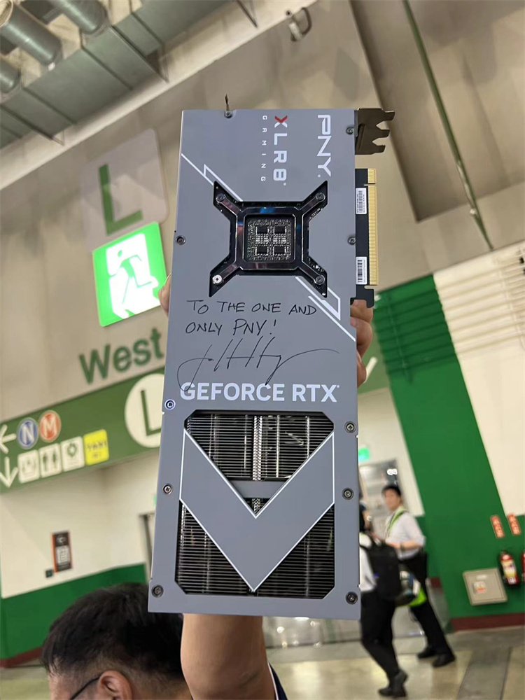 COMPUTEX 2023丨必恩威携显卡、内存条、散热器等新品亮相台北电脑展-第7张图片-科技快讯