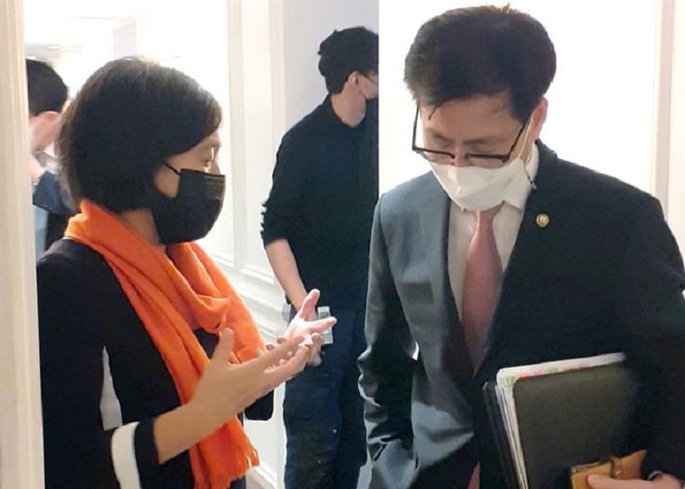 美国要求上交芯片核心商业数据，韩国将保护三星在内的公司利益-第1张图片-科技快讯