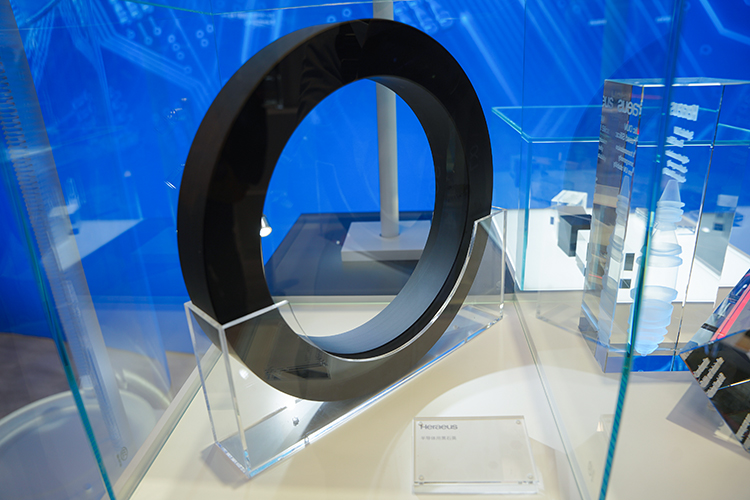 CIIE2021丨深入布局半导体市场 贺利氏原材料封装技术大有作为-第3张图片-科技快讯