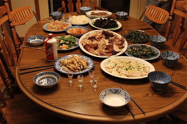 厨艺小白搞定一桌年夜饭，离不开这些厨房神器-第1张图片-科技快讯