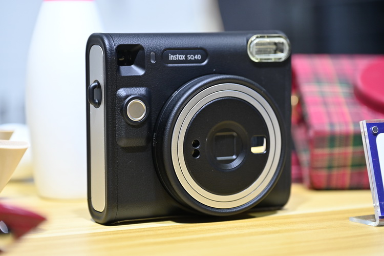 富士再推instax新相机SQUARE SQ40 还有哈利波特联名礼盒-第2张图片-科技快讯