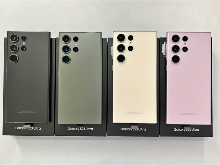 三星Galaxy S23 Ultra真机已有人上手，配2亿主摄，支持100倍变焦-第3张图片-科技快讯