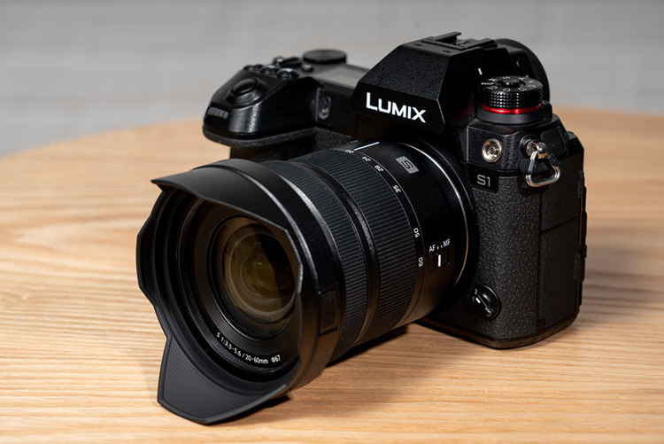 松下入门全幅无反Lumix S5即将发布 714克重量祖传DFD反差对焦-第2张图片-科技快讯