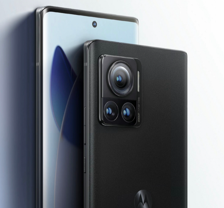 摩托罗拉moto X30 Pro真机曝光，后摄三角模组，2亿像素主摄镜头超大-第2张图片-科技快讯