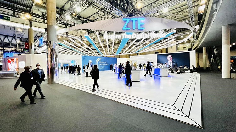 MWC2022 | 中兴多款5G新机齐亮相 毫米波5G传输达到10Gbps-第1张图片-科技快讯
