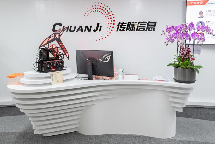 热点科技梦幻MOD主机隆重登场：高颜值又充满实力-第1张图片-科技快讯