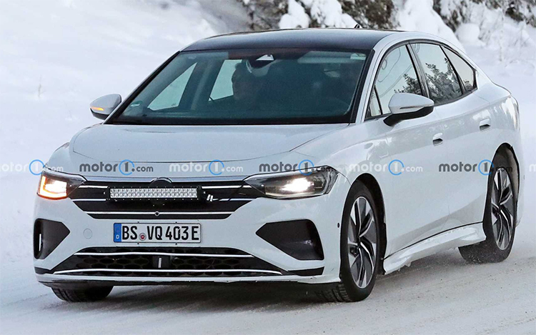 大众Aero B最新谍照曝光：定位纯电动中型轿车 有望今年正式亮相-第1张图片-科技快讯