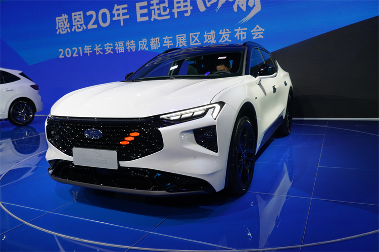 2021成都车展丨长安福特新老成员齐亮相，除了Mach-E和EVOS还有三缸-第18张图片-科技快讯