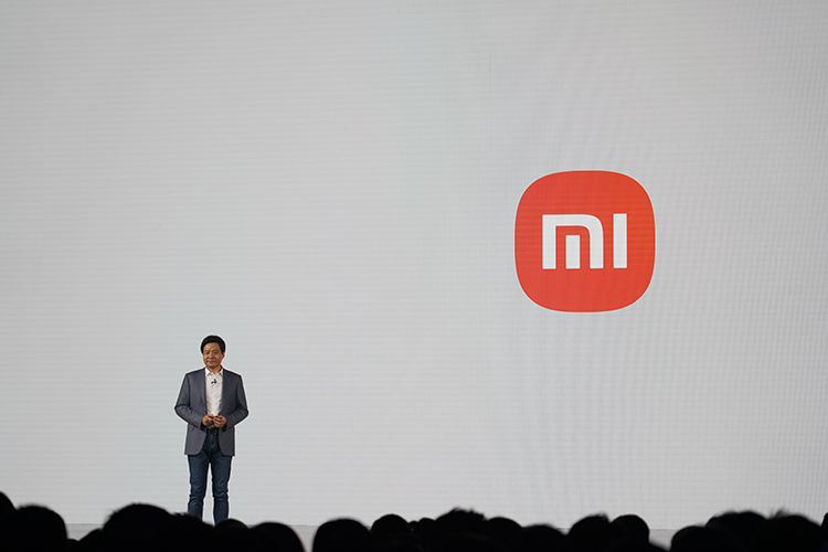 小米Mix Fold正式发布 100亿美元进军汽车市场-第1张图片-科技快讯