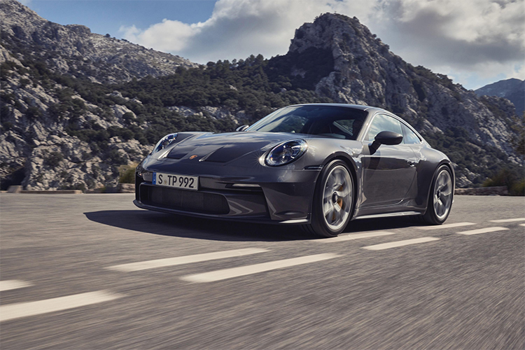 保时捷全新911 GT3 Touring正式发布 搭载4.0L水平对置6缸发动机-第4张图片-科技快讯
