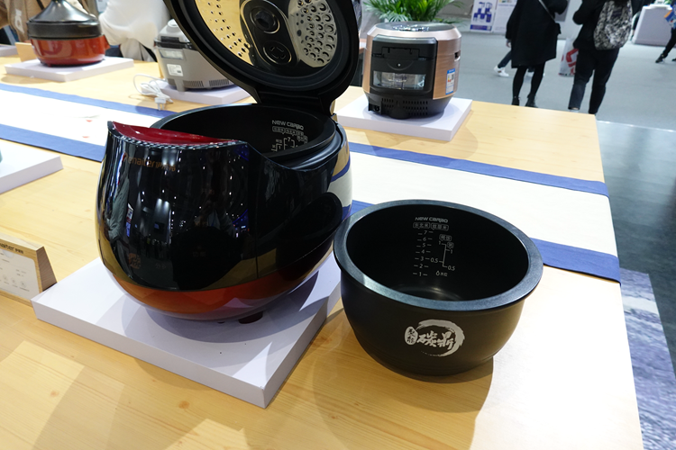AWE2021 |&nbsp;伊莱特多款食养电器新品亮相，围绕创新科技与饮食健康-第5张图片-科技快讯