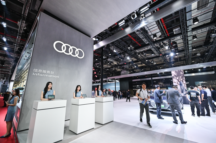 2023上海车展 | 奥迪首发F1赛车：Q5 e-tron等新车同步亮相-第1张图片-科技快讯