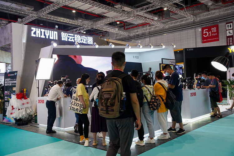 2021P&amp;I 智云WEEBILL 2展现稳定器设计新思路 外观性能操控全方位升级-第1张图片-科技快讯