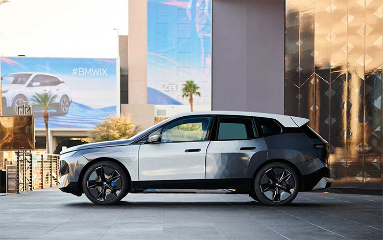 CES 2022丨宝马发布电子墨水技术 可一键改变车身颜色-第2张图片-科技快讯
