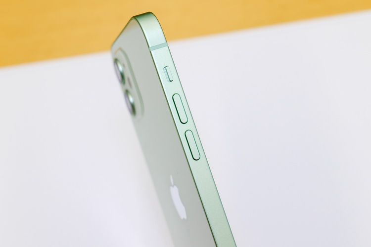 苹果iPhone 12/Pro真机体验 极轻手感 出色三摄-第7张图片-科技快讯