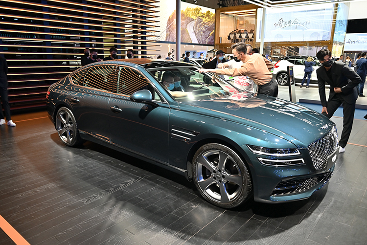 2021成都车展丨捷尼赛思发布G70新车 定位豪华运动轿车-第8张图片-科技快讯