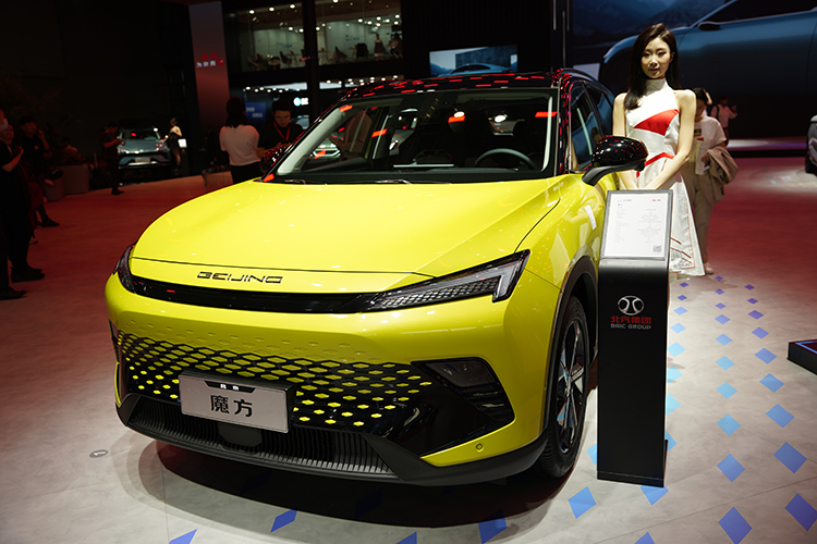 2023上海车展 | 北京汽车携新车亮相 BJ60霓影版豪华感十足-第10张图片-科技快讯